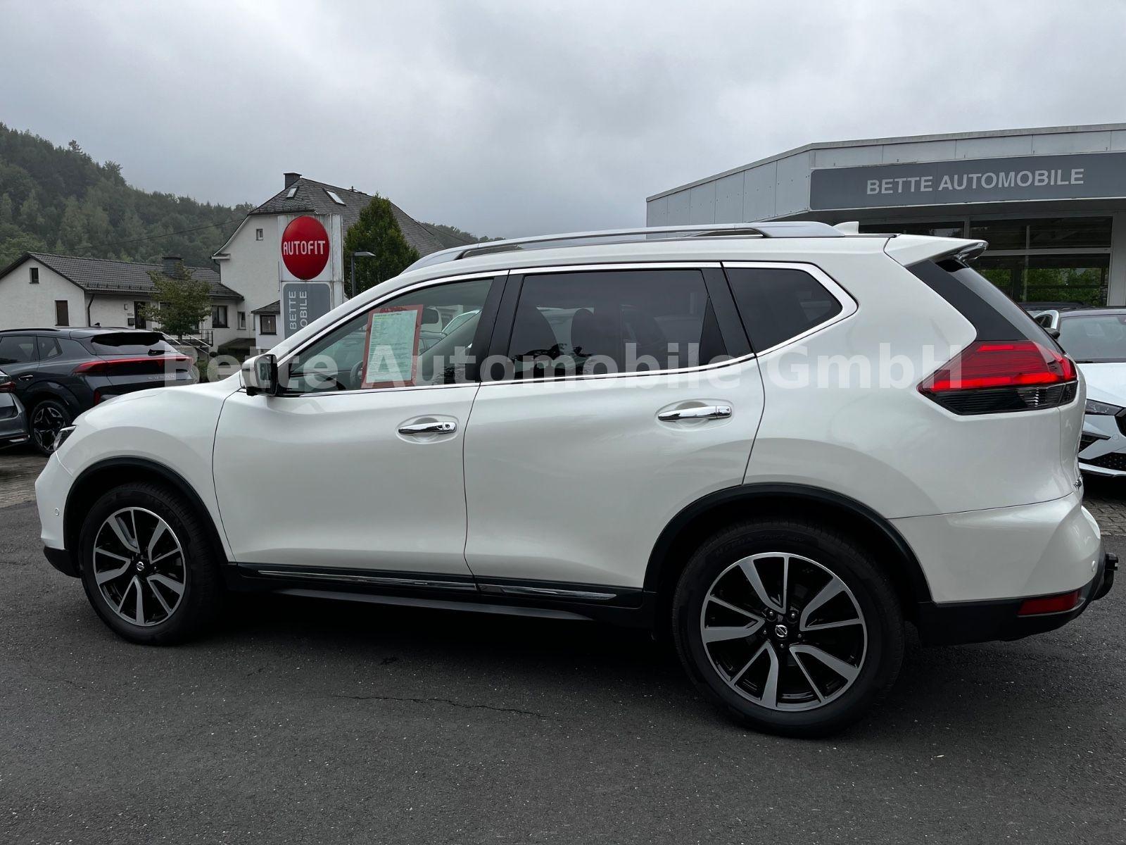 Nissan X-Trail 1.6 DIG-T Tekna *NAVI*LED*PANO*AHK*360°