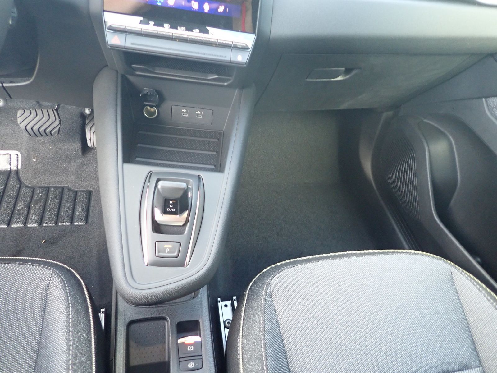 Fahrzeugabbildung Renault Symbioz KISS Full Hybrid E-Tech 160