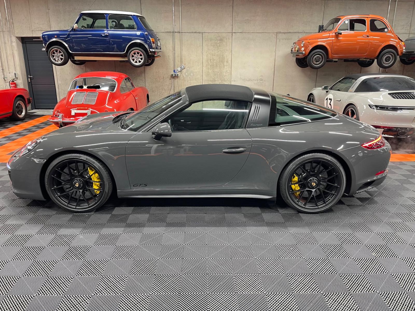 Porsche 991 Targa 4 GTS Sonderlack, PCCB, HA Lenk.