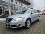 Volkswagen Passat Variant Comfortline Garage AHK TOP WAGEN - gebrauchte VW Passat Variant aus dem Jahr 2010