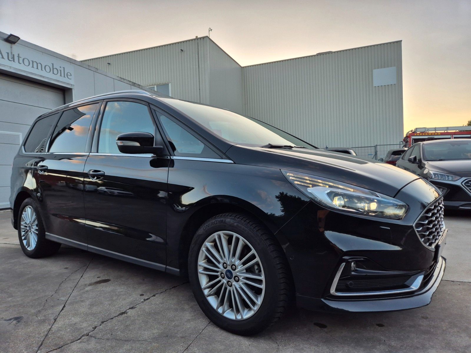 Ford Galaxy 2.5i AUTO. / HEV HYBRID / V-LINE / 2023 !