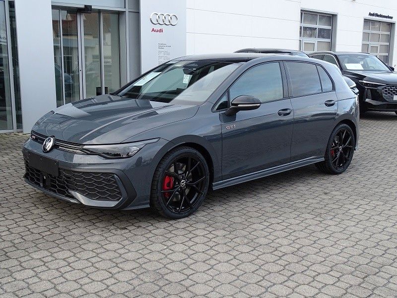 Volkswagen Golf GTI 2.0 TSI DSG Black Style foto 4