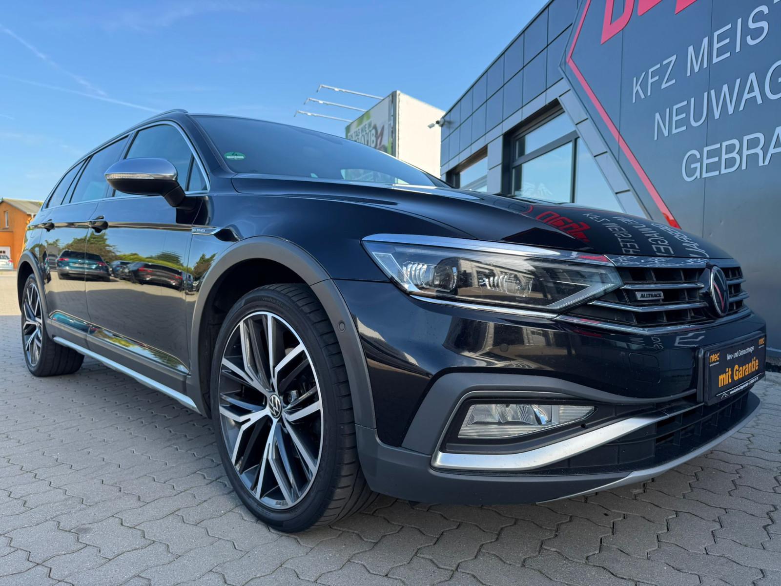 Volkswagen Passat Variant 2.0 TDI Alltrack 4Motion Matrix