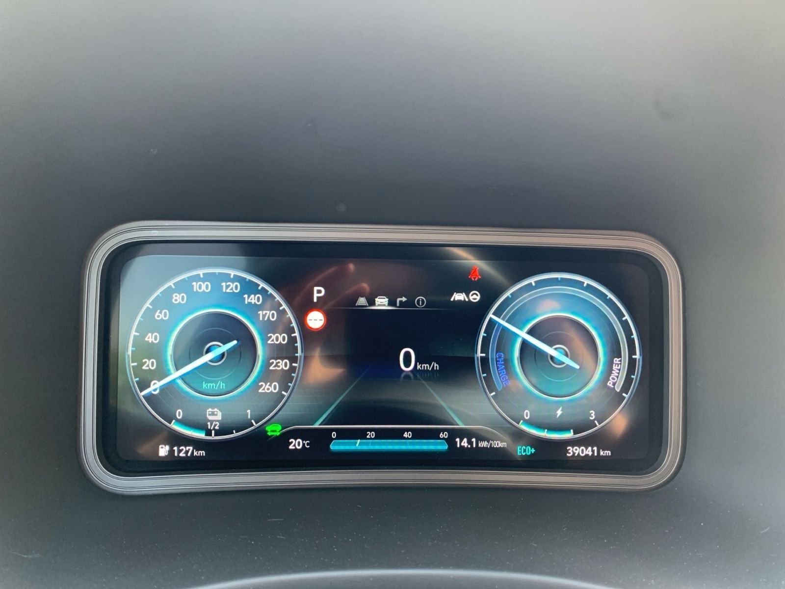 Fahrzeugabbildung Hyundai KONA Edition 30+ 1Hd 8x bereift