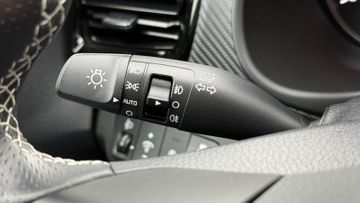 Kia Stonic 1.0T 120 GT Line DCT7 GD Sitzheizung Nav