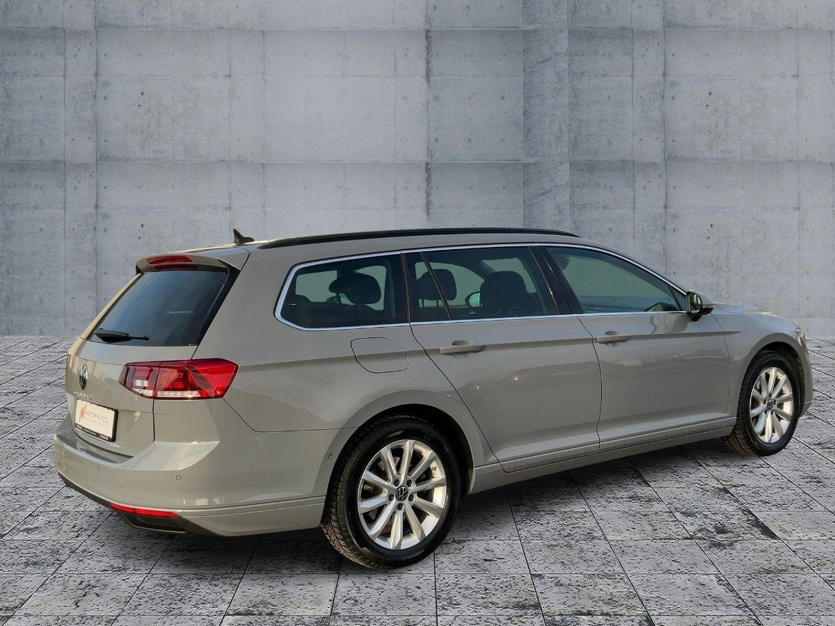 Volkswagen Passat Variant - Bild 6