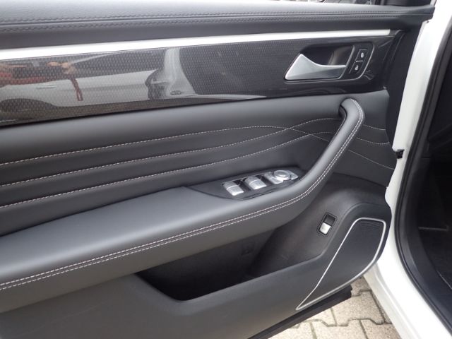 Fahrzeugabbildung DFSK Fengon 7 2.0 GDI 4x4 2,5t AHlast Navi PanoD 7Sit