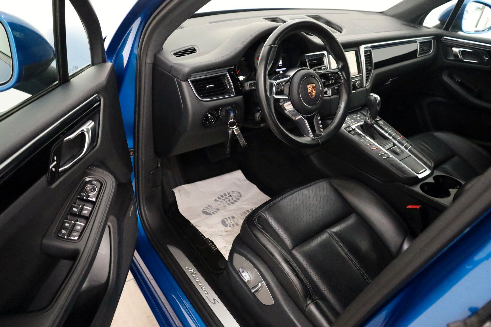 Fahrzeugabbildung Porsche Macan S Diesel,Kamera, Approved Garantie 02/27!
