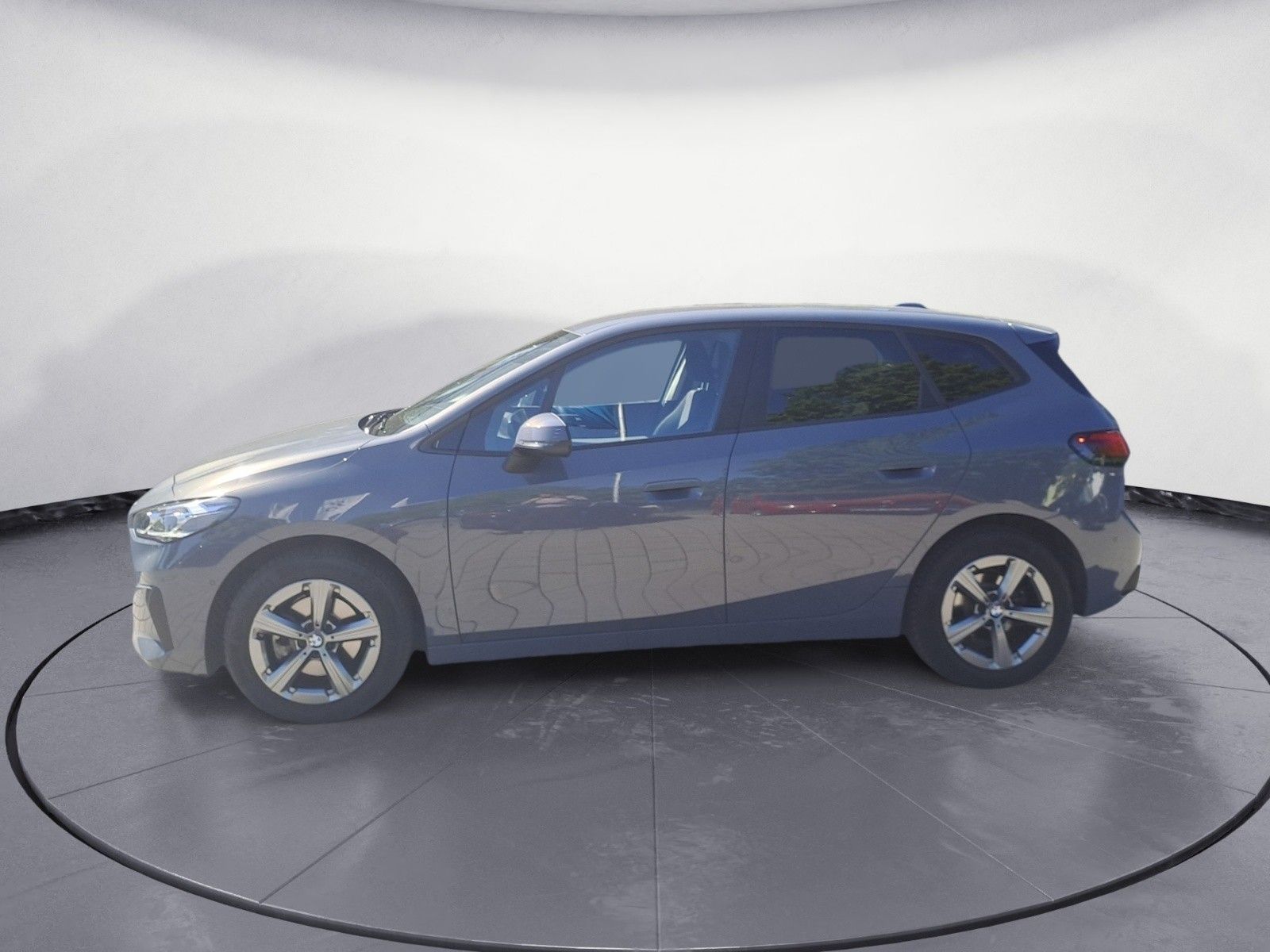 BMW 218i Active Tourer Aut. Navi RFK Komfortzugang imagem 3