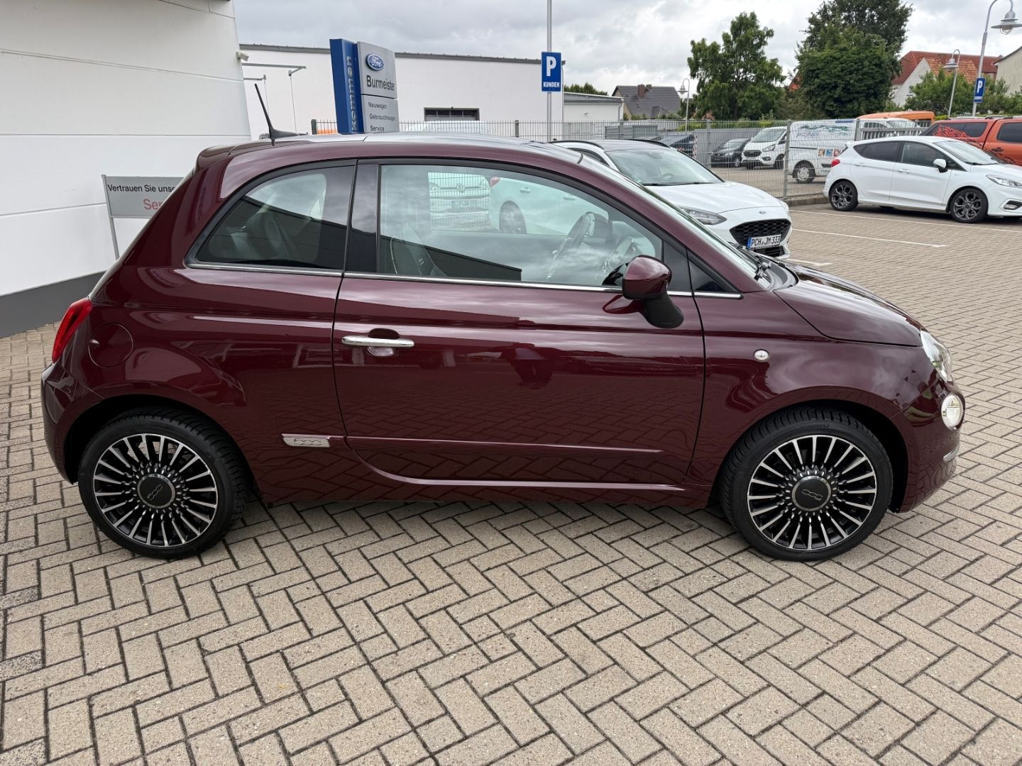 Fahrzeugabbildung Fiat 500 Lounge Pano CarPlay Temp PDC ALU BT Berganfa