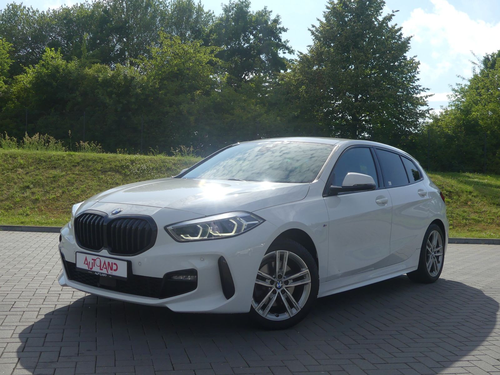 BMW 118i M Sport Aut. LED Navi Virtual Cockpit PDC imagem 2