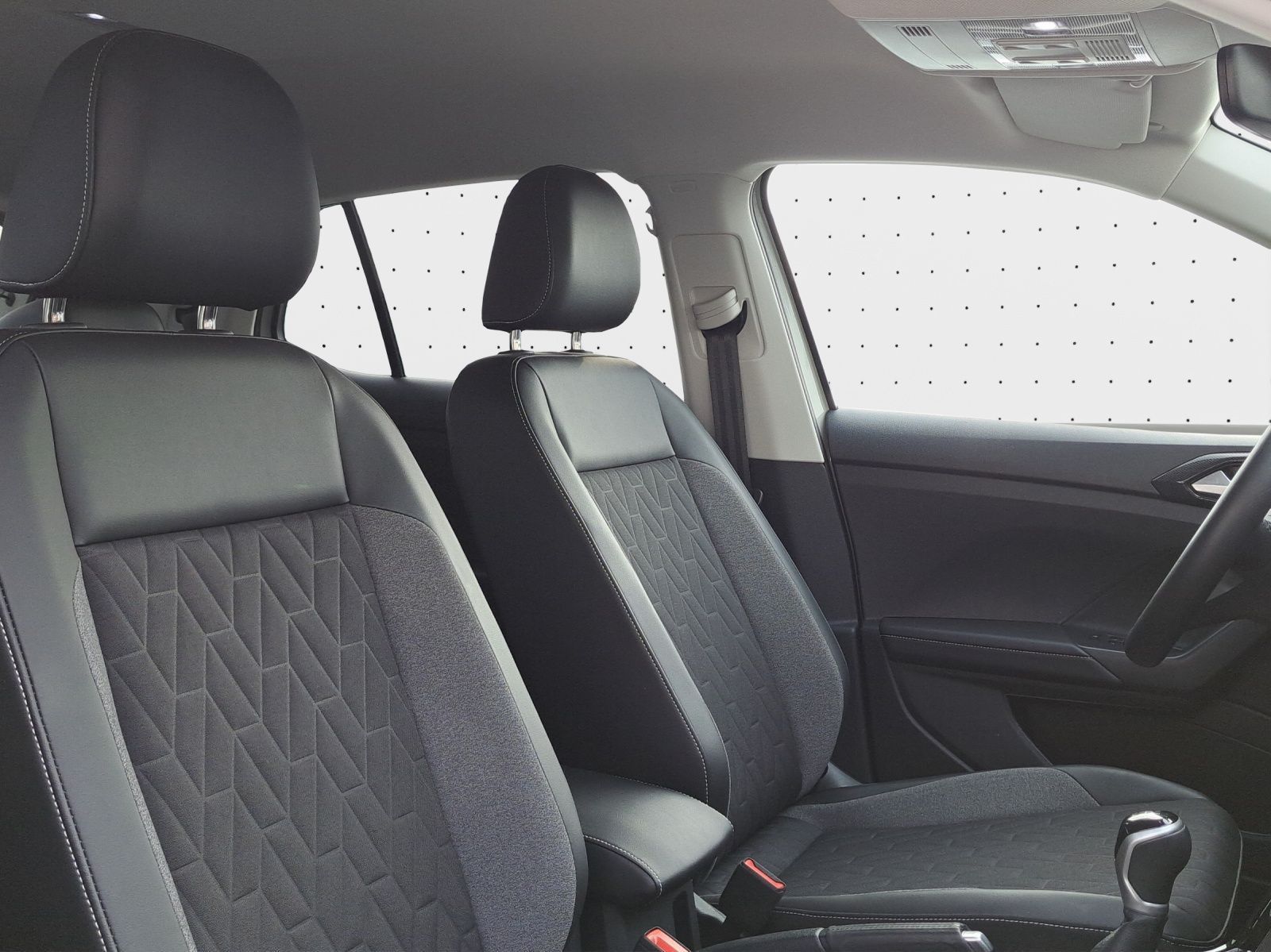 Volkswagen T-Cross - Bild 6