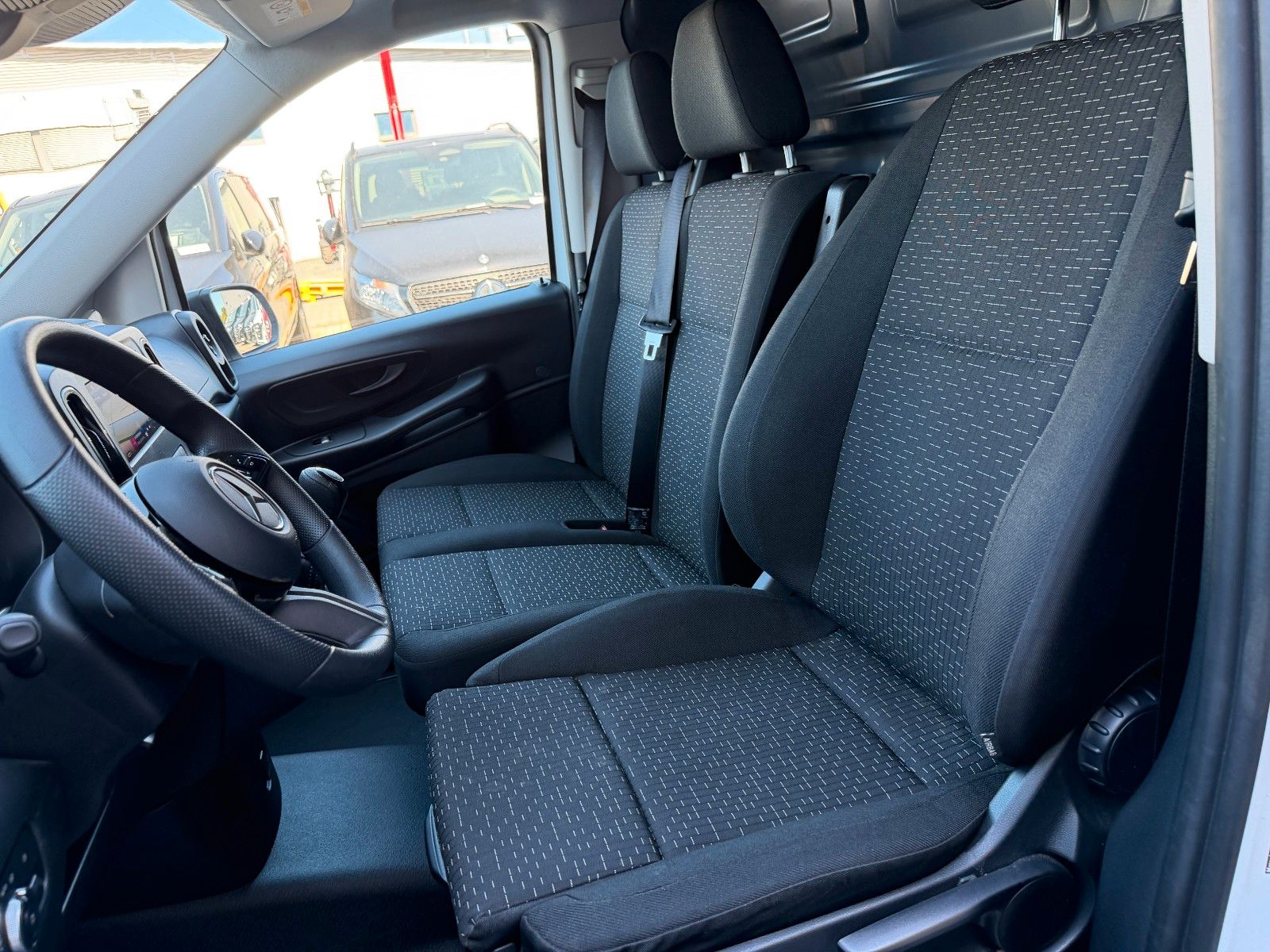 Fahrzeugabbildung Mercedes-Benz Vito 116 CDI Klima Kamera AHK Navi