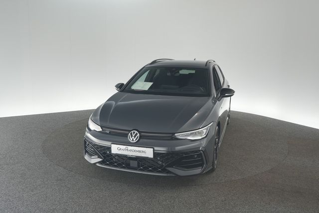 Volkswagen Golf VIII Variant 2.0 TDI DSG R-Line Navi