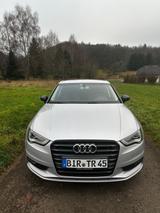 Audi A3 1.8 TFSI S tronic Ambition mit 19er Sommer - Audi A3 mit Benzin-Antrieb: Limousine, 1.8