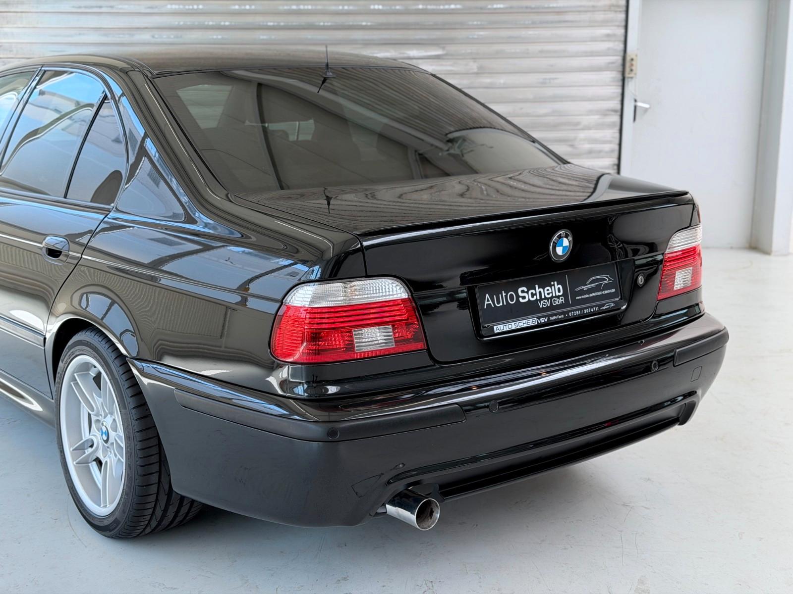 BMW 520i 170ch BVA Pack M d'origine Shadow-Line GSD Sièges Alcantara