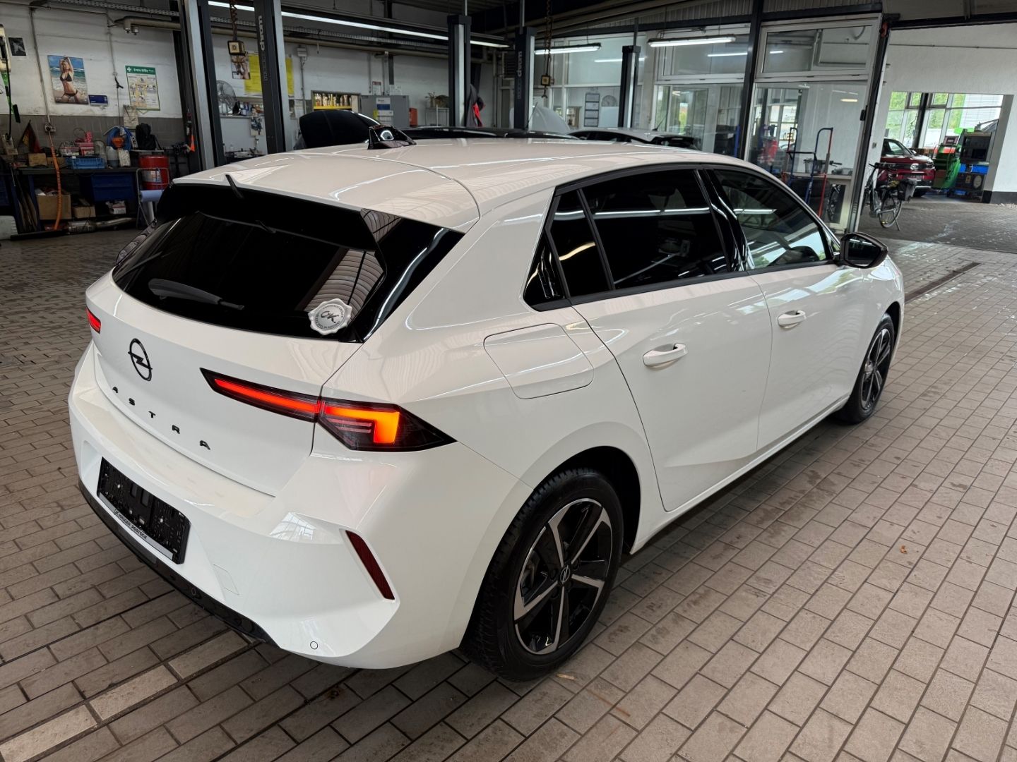 Fahrzeugabbildung Opel Astra L GS SHZ+LHZ+Kamera+Allwetter