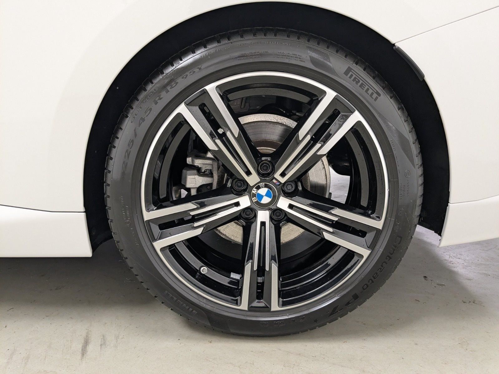 BMW 218 - Bild 9