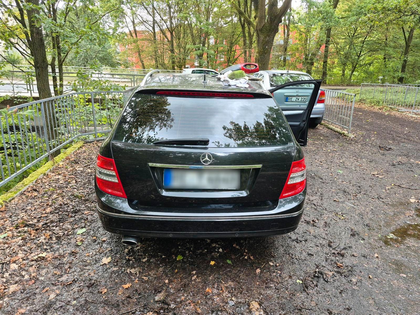 Mercedes-Benz C220 2010 — двигун 170 HP (125kW)