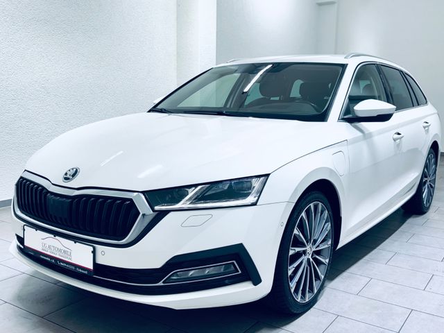 Skoda Octavia Combi First Edition iV * R-KAM * HUD *