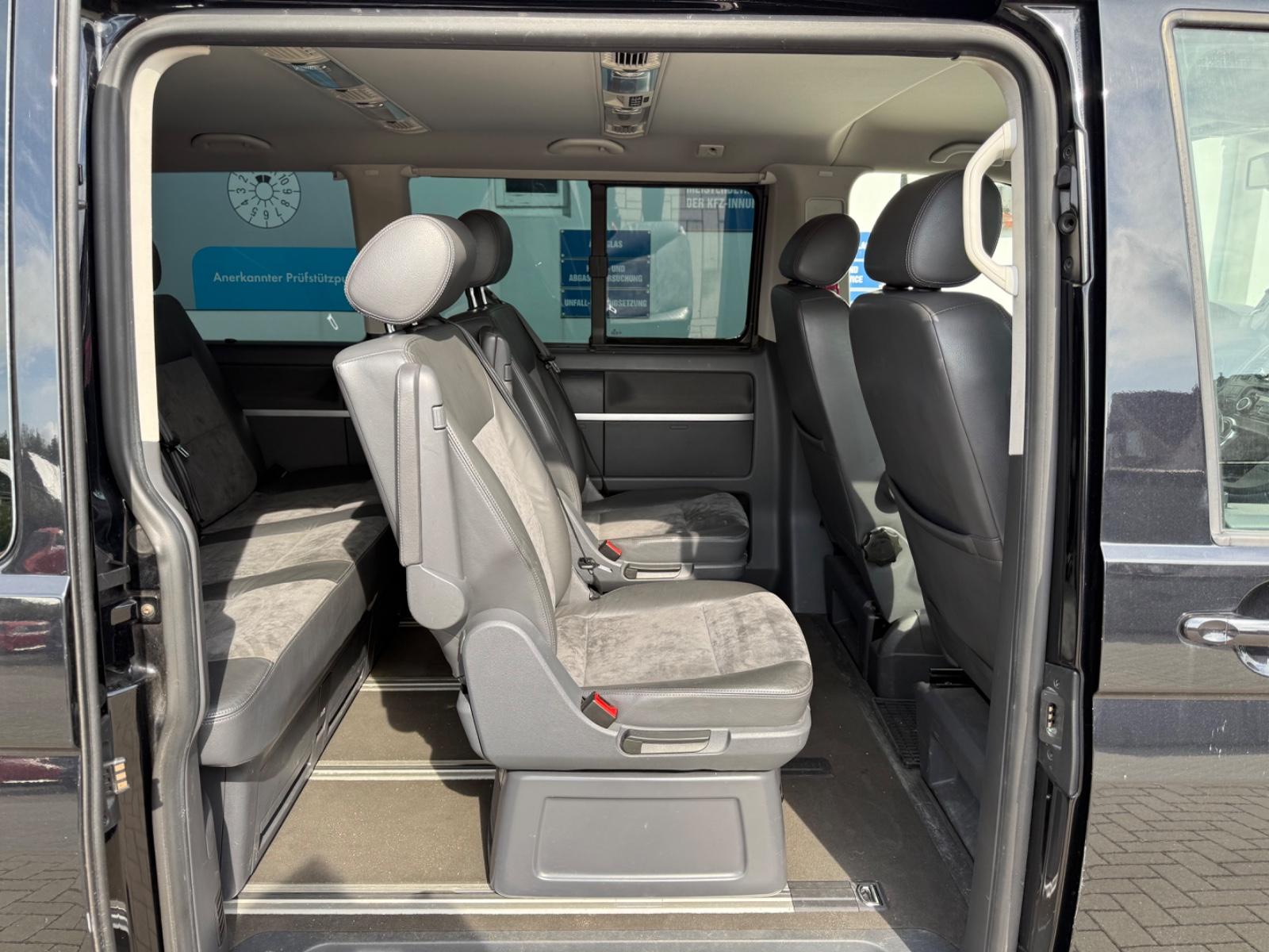 Volkswagen T5 Multivan 2.0 180ch DSG 4Motion 7 places Dynaudio Chauffage stationnaire Caméra