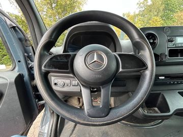 Mercedes eSprinter - 11