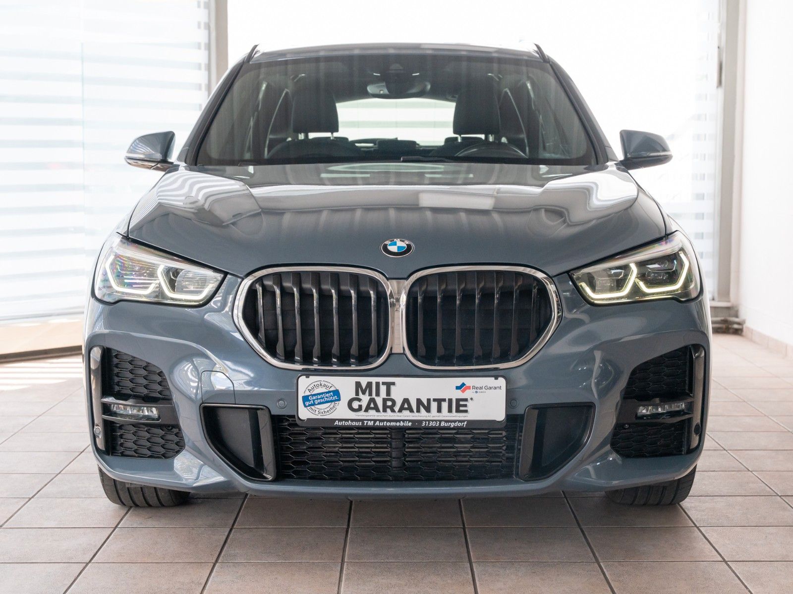 BMW X1 sD18d M Sport PANO KAM AHK Unfallfrei foto 2