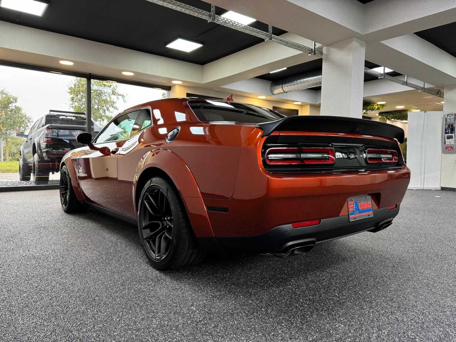 Fahrzeugabbildung Dodge CHALLENGER HELLCAT JAILBREAK -LAST CALL-CARBONE