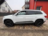 Skoda Kodiaq Soleil-Garantie bis 2031 möglich--weiss - Skoda Kodiaq Soleil mit Benzin-Antrieb
