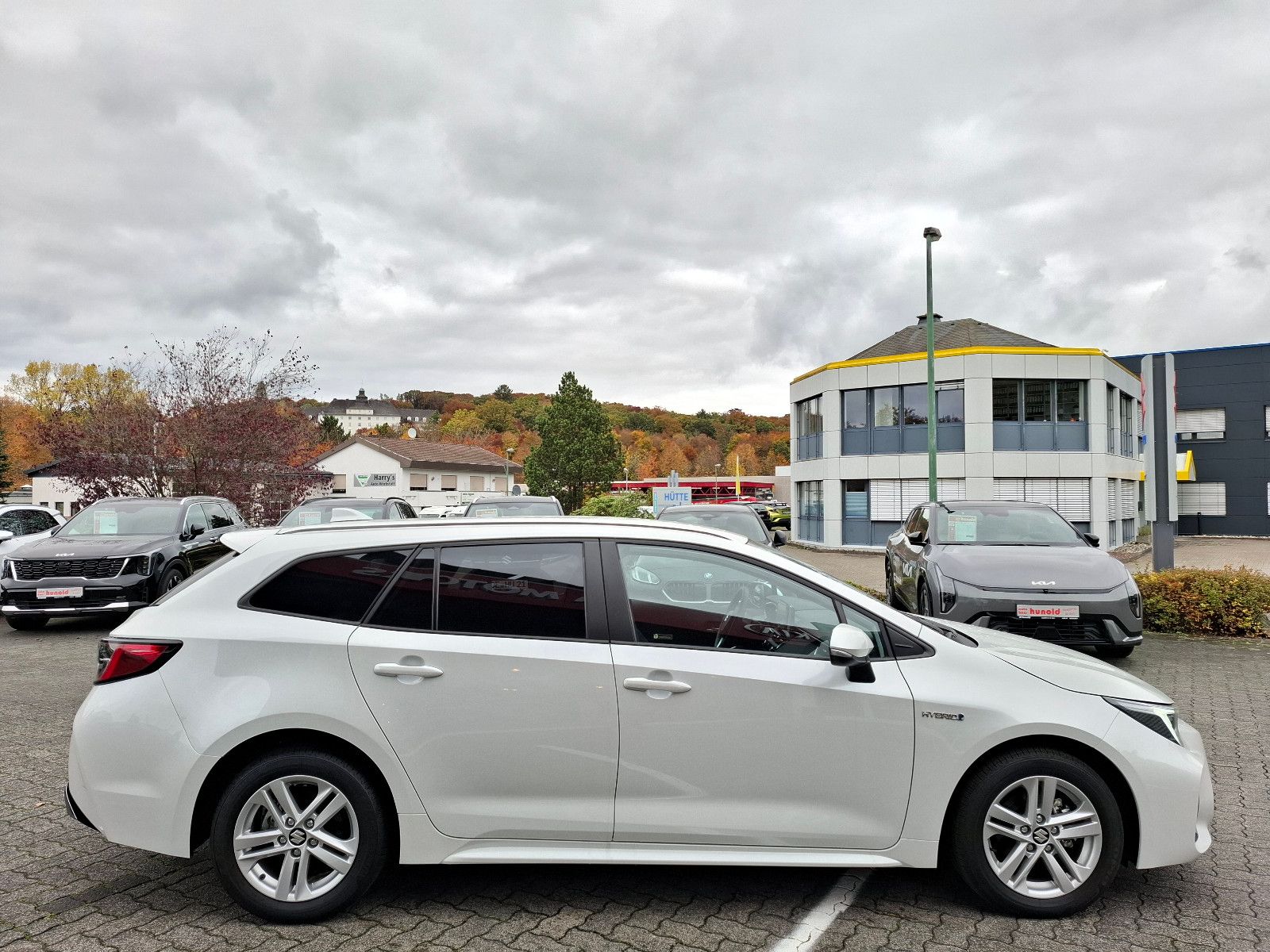 Suzuki Swace - Bild 6