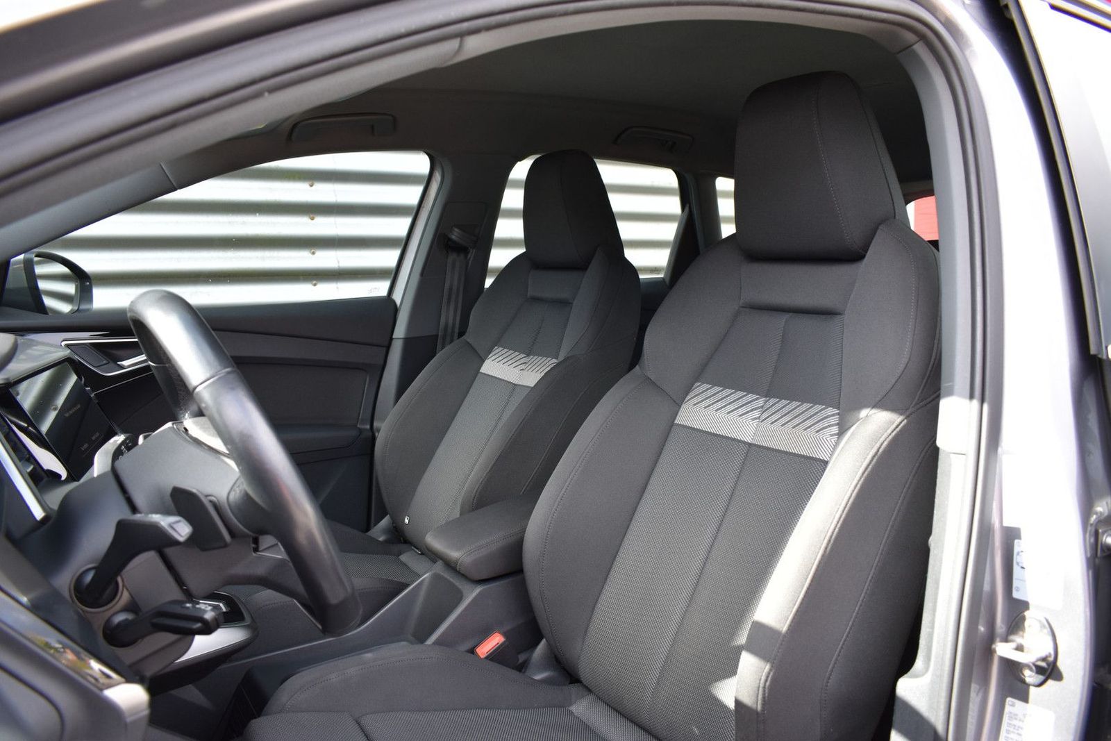 Audi Q4 e-tron 40 Launch edition Advanced 77 kWh Matr imagem 3