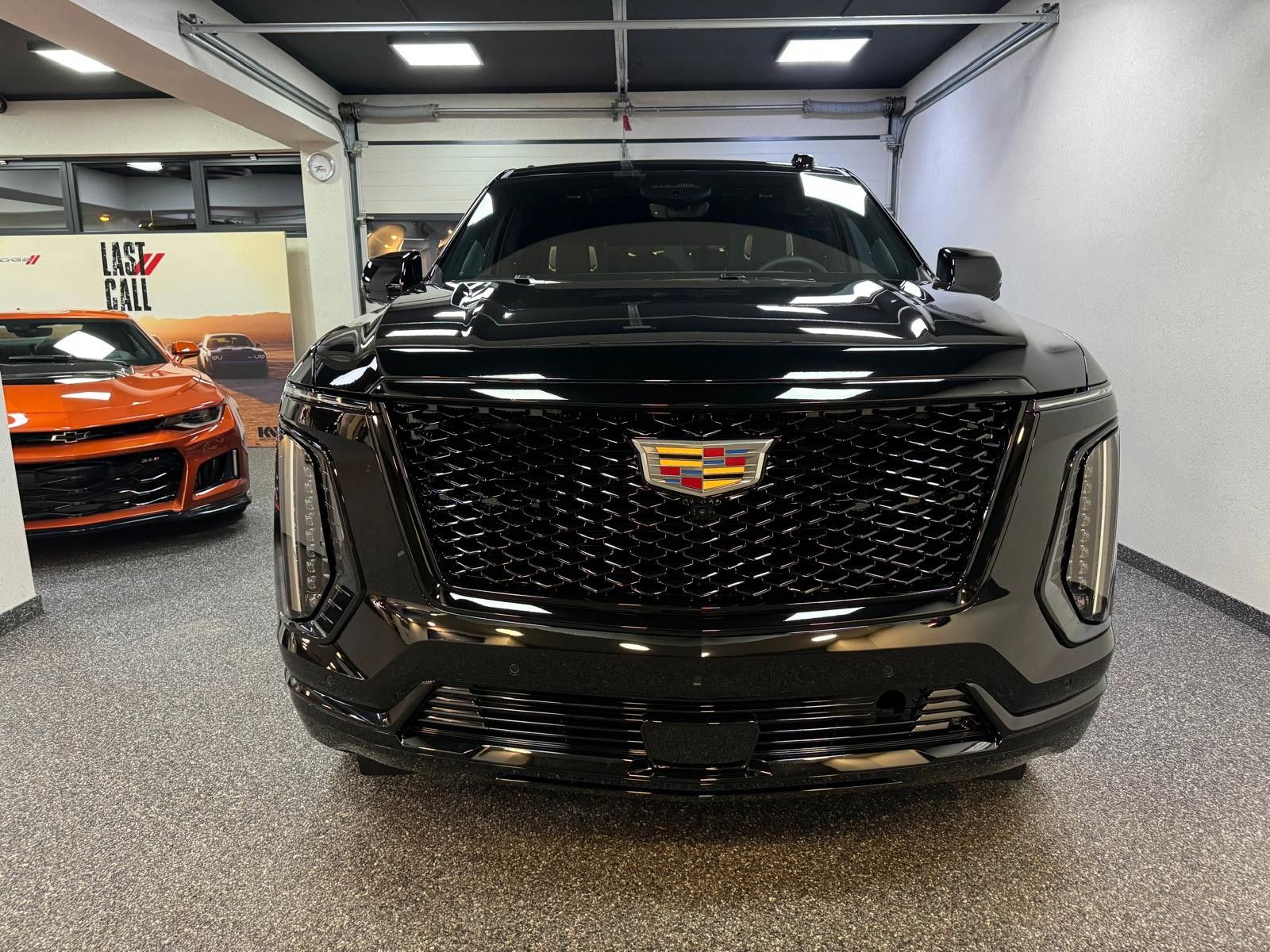 Fahrzeugabbildung Cadillac 2026 ESCALADE SPORT PLATINUM 6.2 V8-HUD-NIGHT V