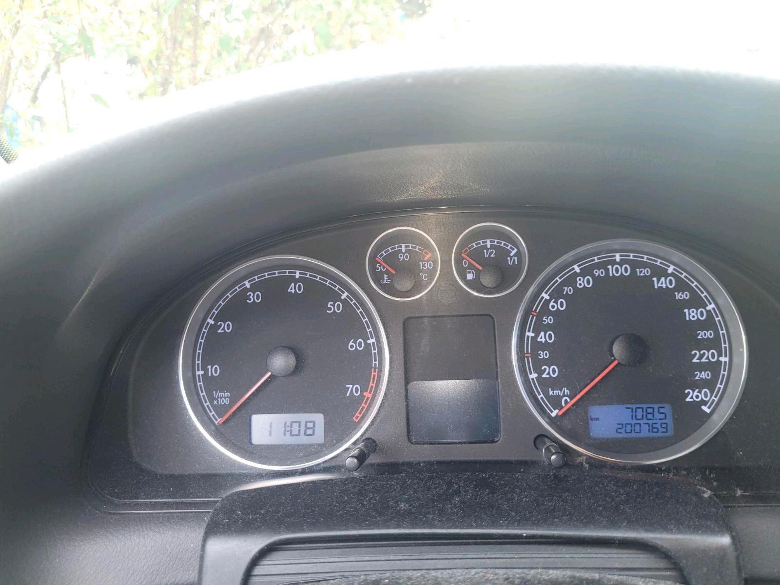 Volkswagen Passat 2005 — photo 5