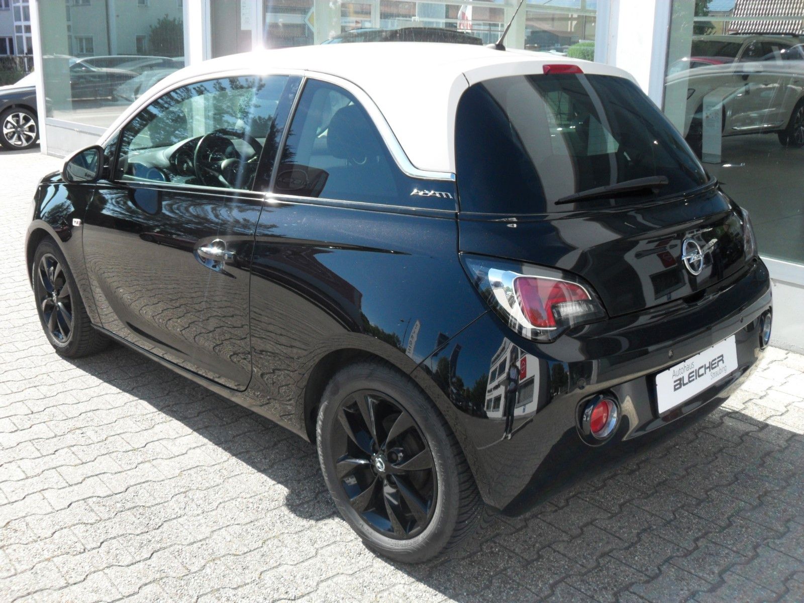 Fahrzeugabbildung Opel Adam 120 Jahre | SH | Teilleder