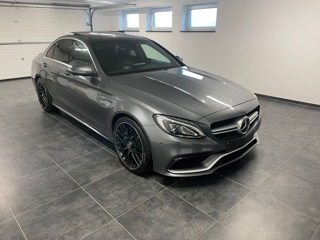 Mercedes-Benz C 63 AMG