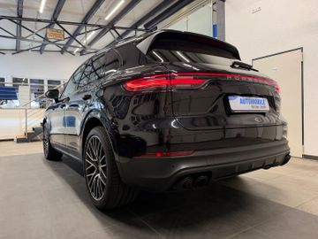 Porsche Cayenne - 10