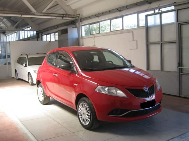 Image of Lancia Ypsilon