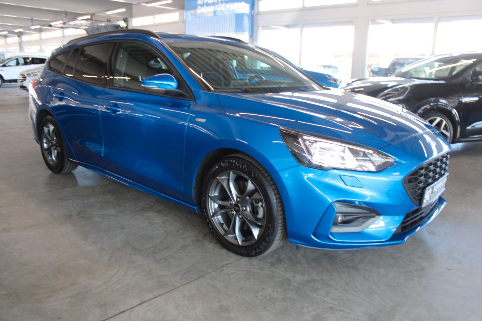 Fahrzeugabbildung Ford Focus ST-Line Turnier LED ACC DAB CAM WinterPak