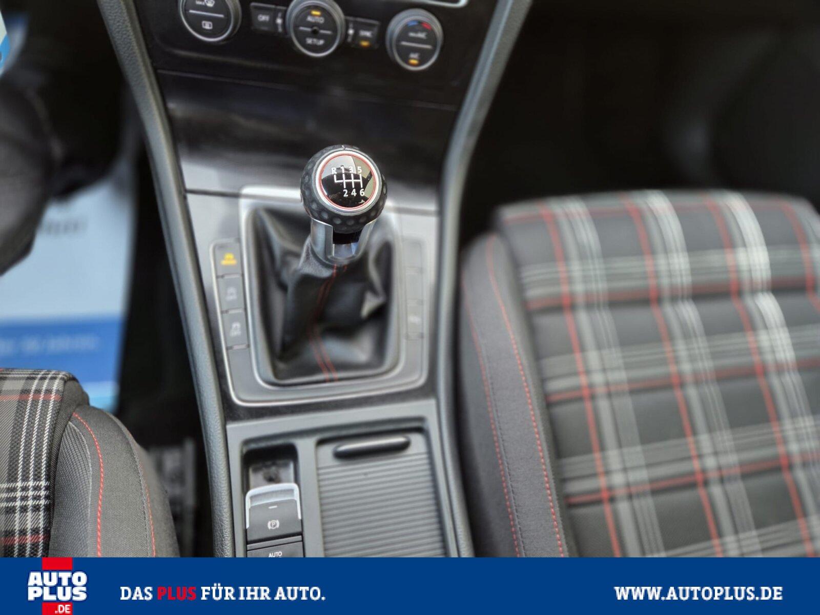 Volkswagen Golf GTI Performance PDC+SITZHZG+XENON+1. HAND+G