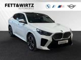 BMW iX2 eDrive20 M Sport|Panorama|Head-Up|PA+ - BMW iX2 aus 2024