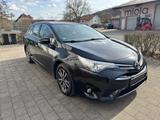 Toyota Avensis 1.6 D-4D Comfort // LED// Kamera - Toyota Avensis Comfort mit Diesel-Antrieb