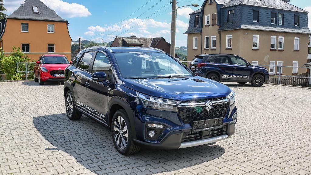 Autohaus Zimpel & Franke - Suzuki S-CROSS 1.4 COMFORT+ ALLGRIP+ NAVI+PDC+SHZ - Bild 2 Autohaus Zimpel & Franke - Suzuki S-CROSS 1.4 COMFORT+ ALLGRIP+ NAVI+PDC+SHZ - Bild 2