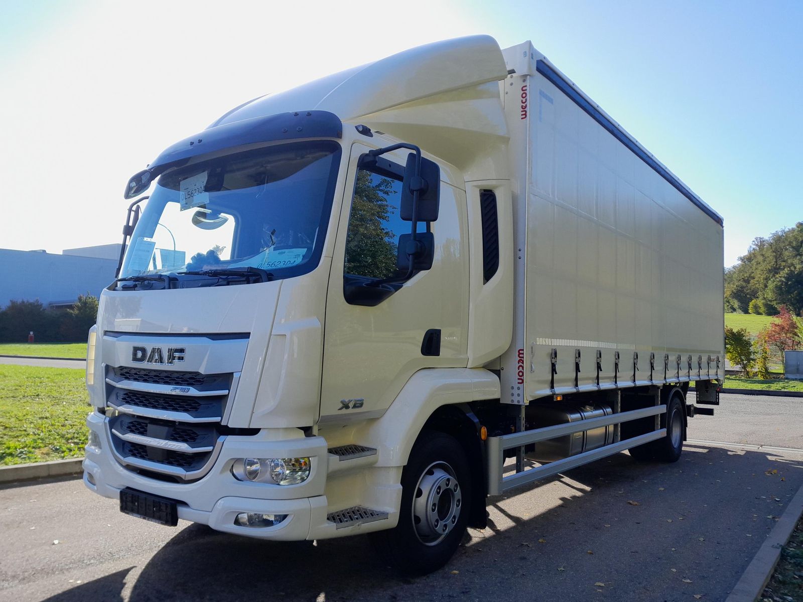 Fahrzeugabbildung DAF FA XB 290 16t Curtainsider Wecon