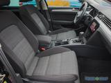 Volkswagen Passat Variant 2.0 TDI Business DSG Matrix Pano - mit Diesel-Antrieb: Kombi, Automatik
