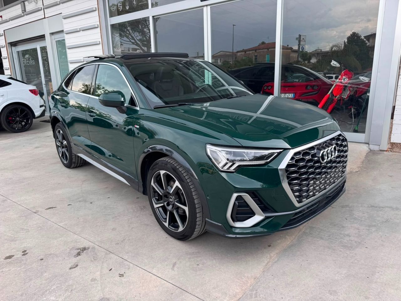 Audi Q3 SPB 35 TDI S tronic line edition - Tetto imagem 2
