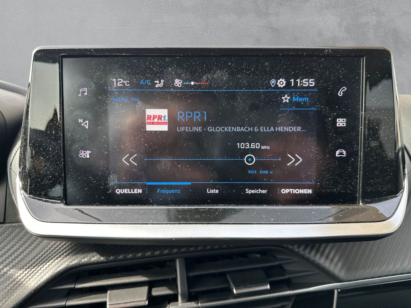 Fahrzeugabbildung Peugeot 208 Active Pack DAB SHZ Spurhalteass. Verkehrsze