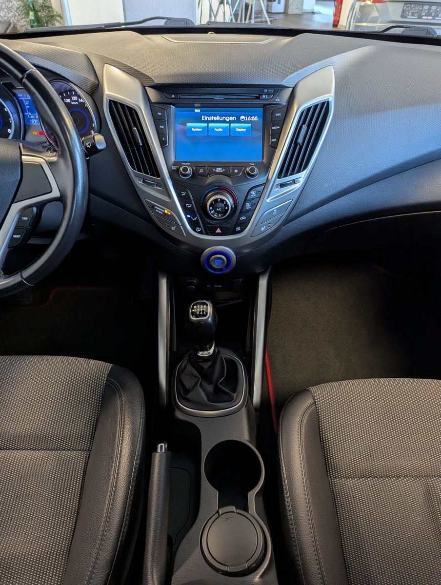 HYUNDAI Veloster 1.6 Style T-Leder Pano 8-Fach Keyless - Image 21