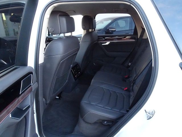 Touareg 3.0 TDI V6 Atmosphere 4Motion / DYNAUDIO