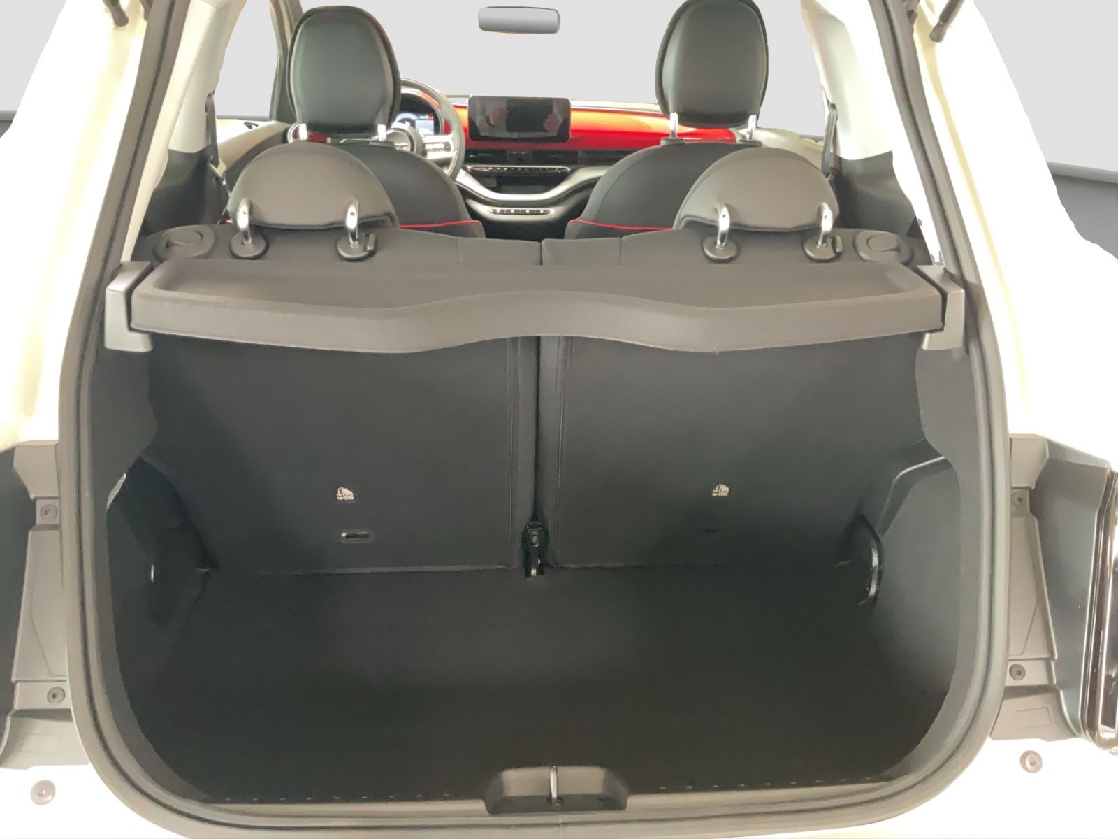 Fahrzeugabbildung Fiat 500e + Komfort Paket, Style Paket