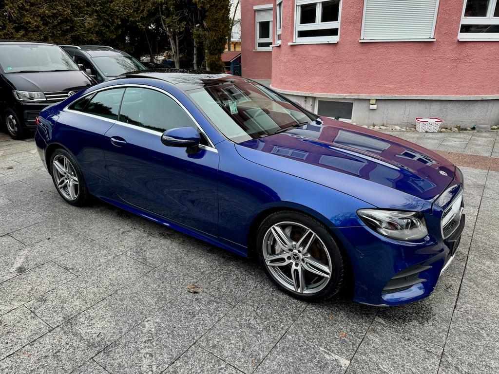 Mercedes-Benz E 300